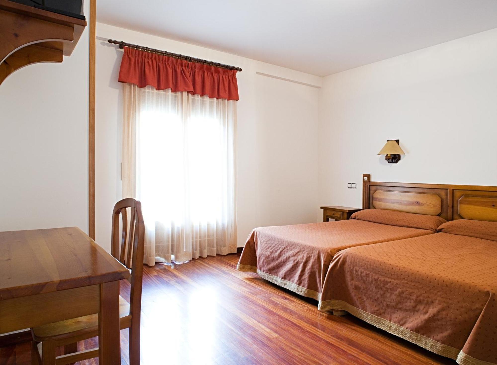 Hotel Latre Брото Екстер'єр фото